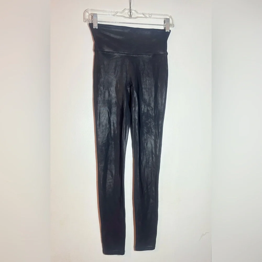 SPANX Faux Leather Leggings - Picture 3 of 5